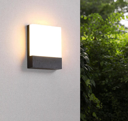 IP65 15W wall light outdoors