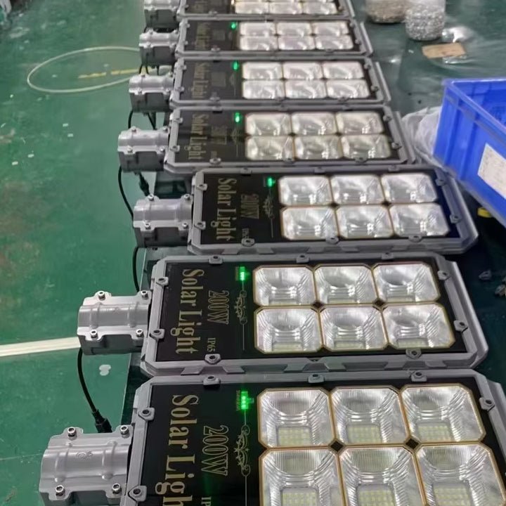 Solar Light with Auto Dimming Solar Smart Street Light - Better - Light(HK Belisson) Lighting Co.,Ltd
